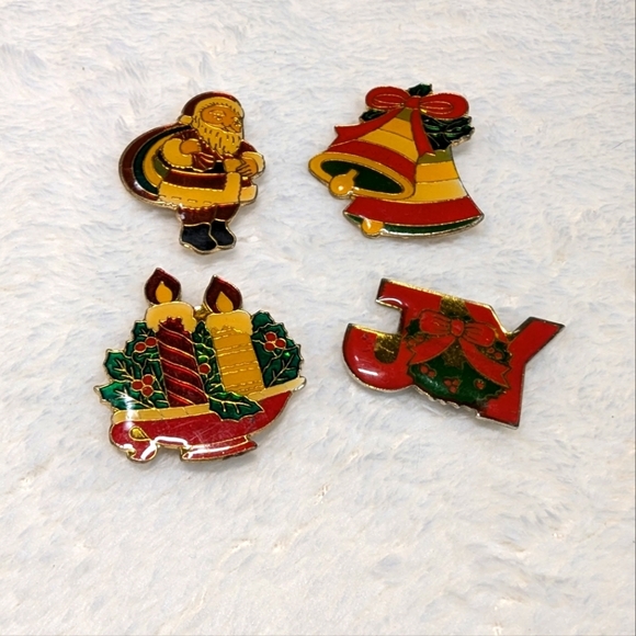 Vintage 1950's Enamel Christmas Brooches - Set of 4 - Picture 6 of 11